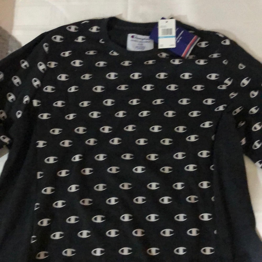 Champion xl sweatshirt brand new with tags !